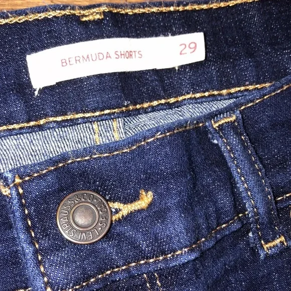 Levi’s jean shorts - Picture 8 of 9